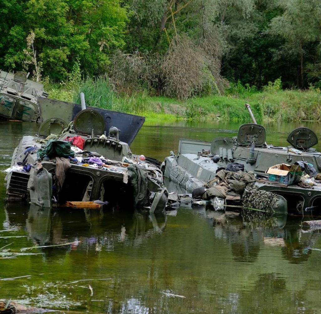 Abandoned Russian tanks in the Kharkiv area