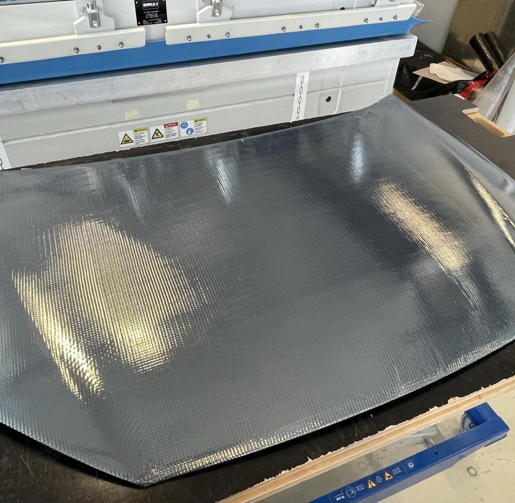 Solarzellen für Motorhaube