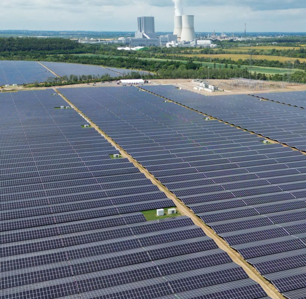 Energiepark Witznitz: Mehr als eine Million Module können bis zu 200.000 Vier-Personen-Haushalte mit Strom versorgen